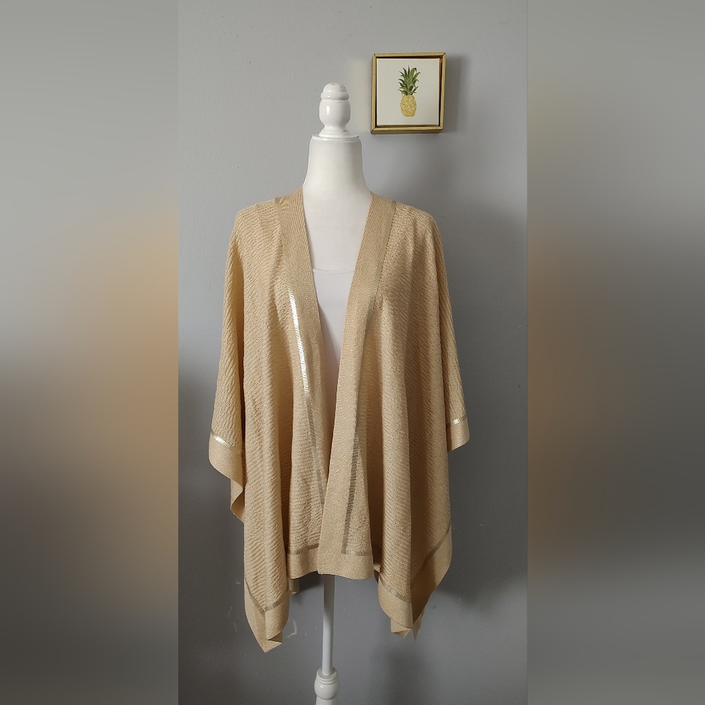St John Collection Metall light Knit Cape Embellished palette sequin trim SP